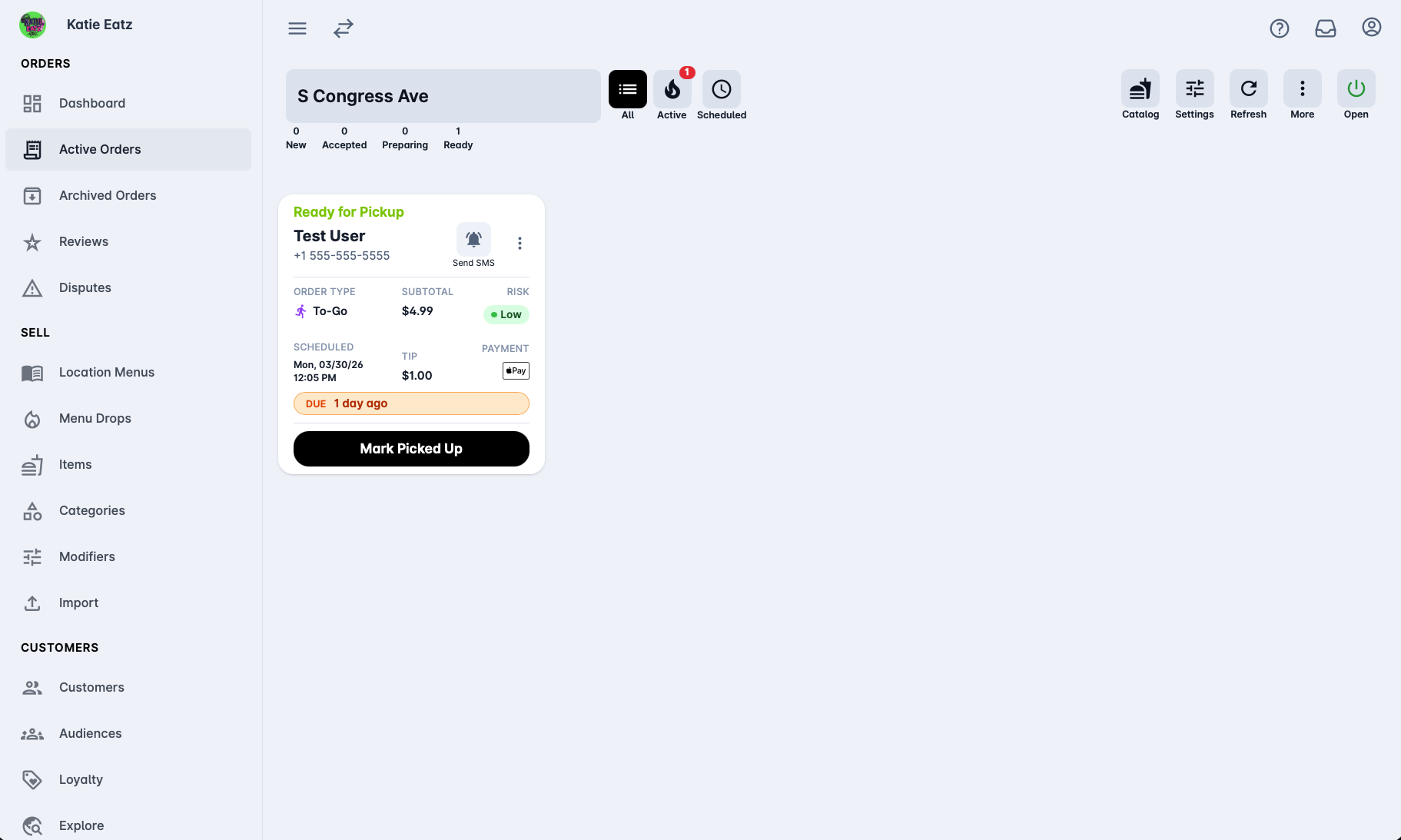 Active orders list and fulfillment types dashboard view.