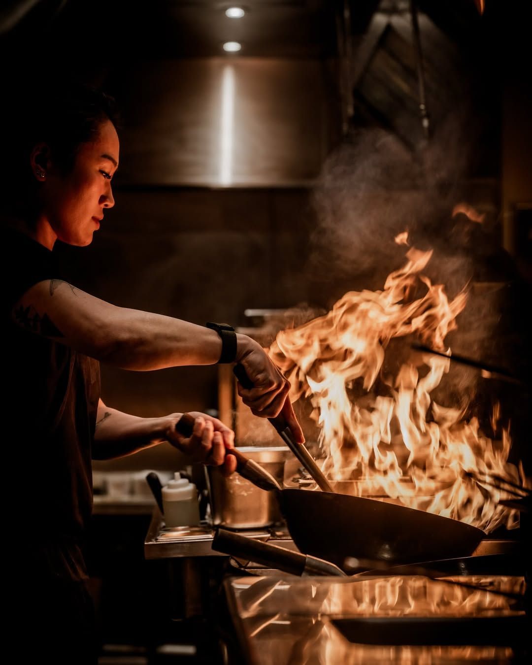 Strike-down waste at food truck